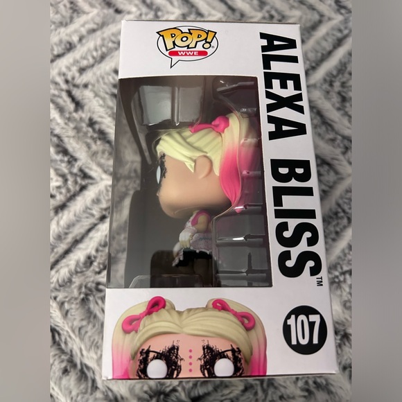 Funko Pop WWE Alexa Bliss #107 - Picture 2 of 6